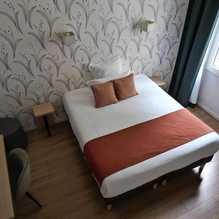 Hotel H\u00F4tel des Platanes Villeneuve-sur-Lot Exterior foto