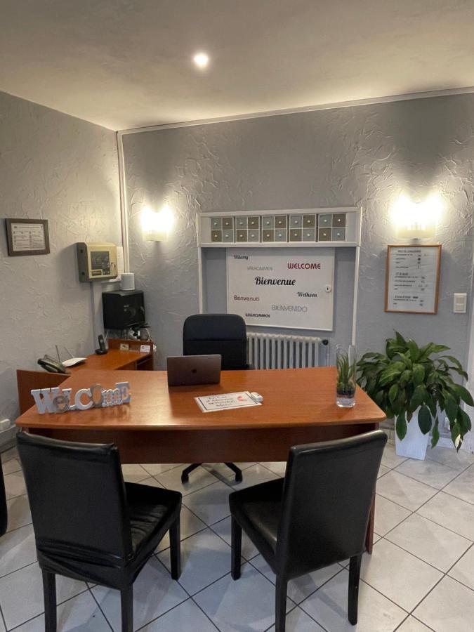 Hotel H\u00F4tel des Platanes Villeneuve-sur-Lot Exterior foto