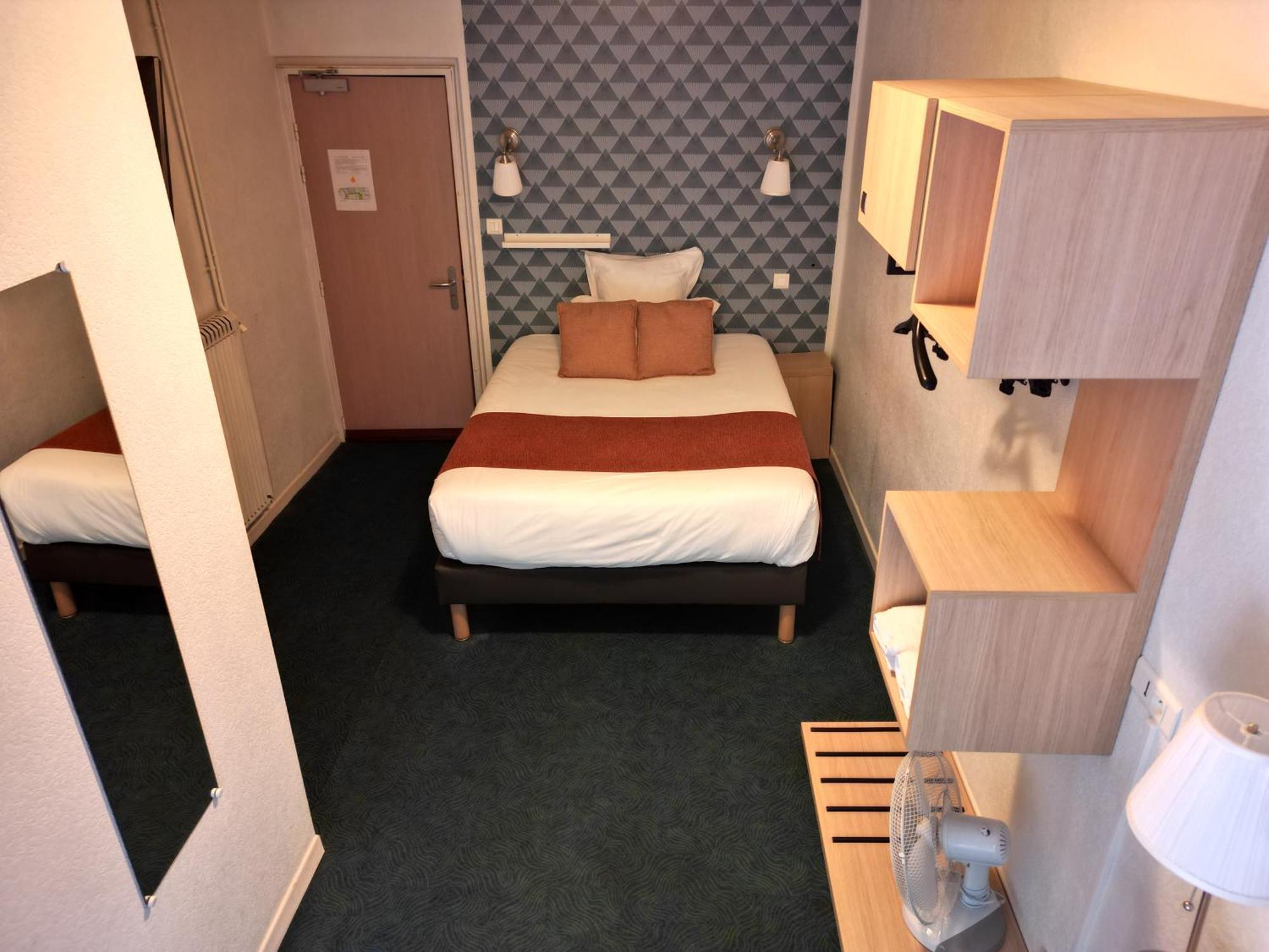 Hotel H\u00F4tel des Platanes Villeneuve-sur-Lot Exterior foto