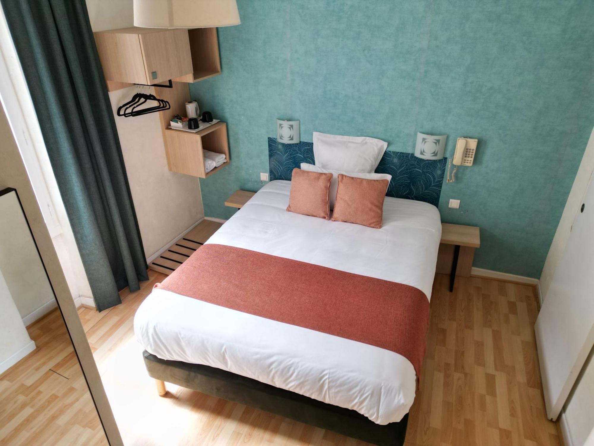 Hotel H\u00F4tel des Platanes Villeneuve-sur-Lot Exterior foto